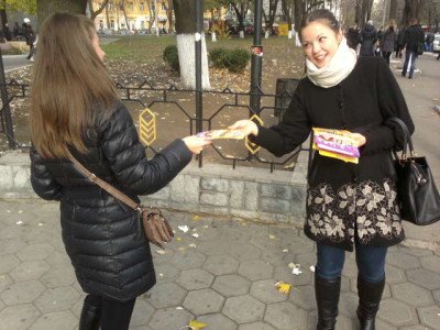 Раздача флаеров в Киеве