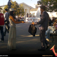 раздача листовок в Киеве